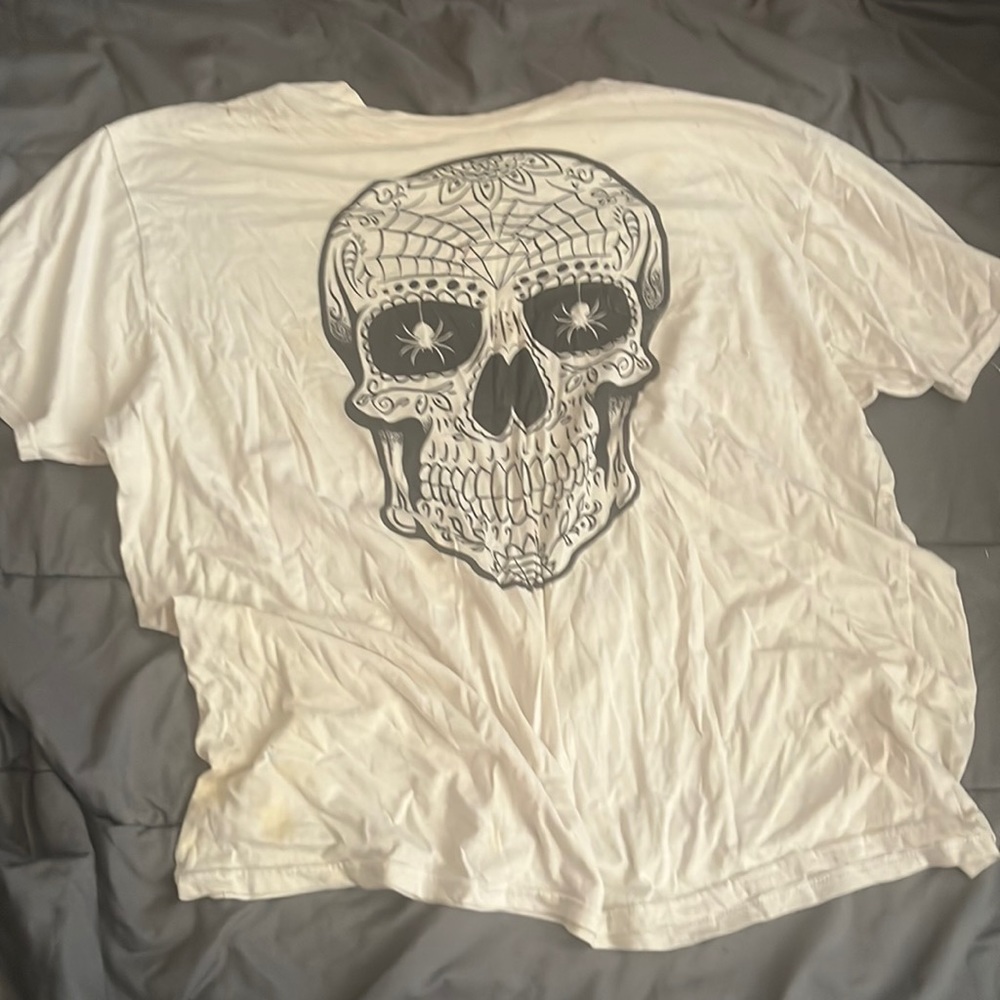 White and black skeleton spider tee